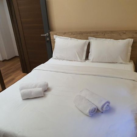 Apartmani Mali Vikend Belgrado Exterior foto